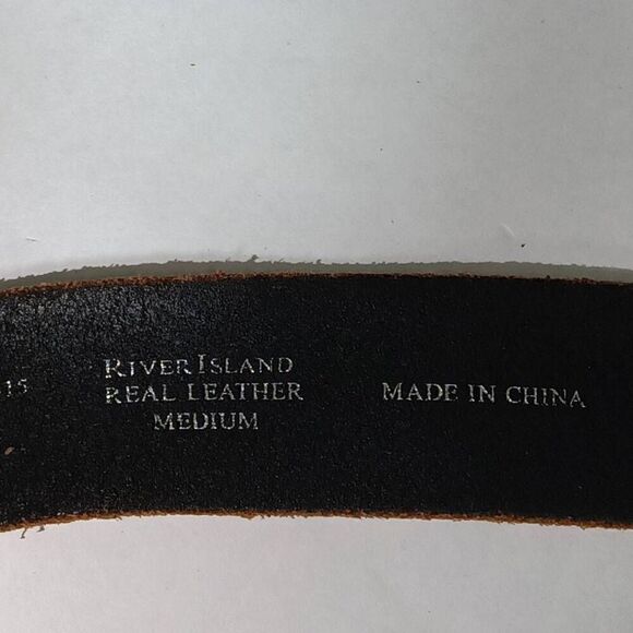 Riverland Island Men's Real Leather Rose Winged Skull Belt Medium - Picture 5 of 5